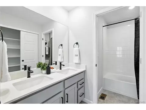 Bath - 6821 E 148th Dr, Thornton, CO 80602 photo 3 of 3