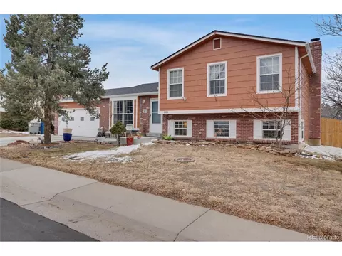 1301 S Yampa Ct, Aurora, CO 80017