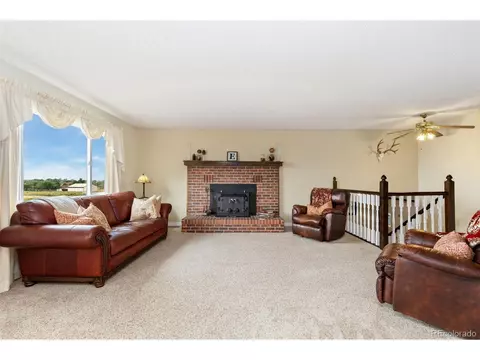 Living - 4808 Beverly Dr, Berthoud, CO 80513 photo 2 of 3