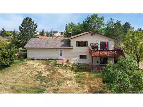 Exterior - 4808 Beverly Dr, Berthoud, CO 80513 photo 5 of 8
