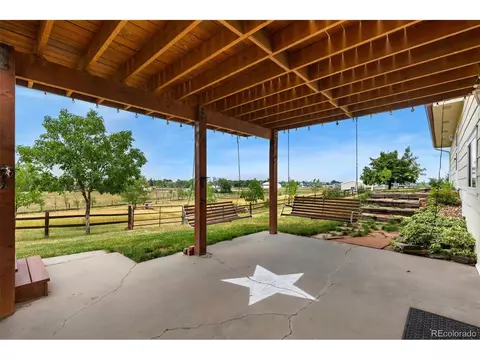 Exterior - 4808 Beverly Dr, Berthoud, CO 80513 photo 4 of 8