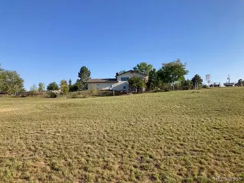 Exterior - 4808 Beverly Dr, Berthoud, CO 80513 photo 6 of 8