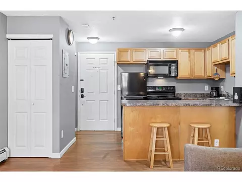 Kitchen - 1405 Broadway #206, Boulder, CO 80302 photo 2 of 5