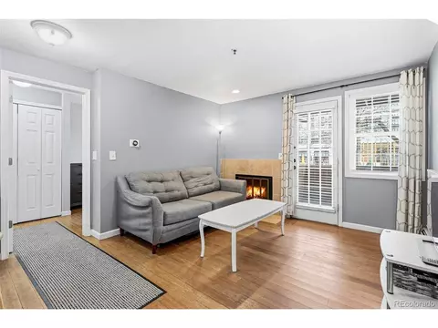Living - 1405 Broadway #206, Boulder, CO 80302 photo 1 of 3