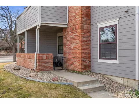 Exterior - 1405 Broadway #206, Boulder, CO 80302 photo 4 of 12