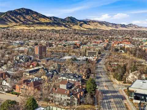 View/Area - 1405 Broadway #206, Boulder, CO 80302 photo 3 of 4