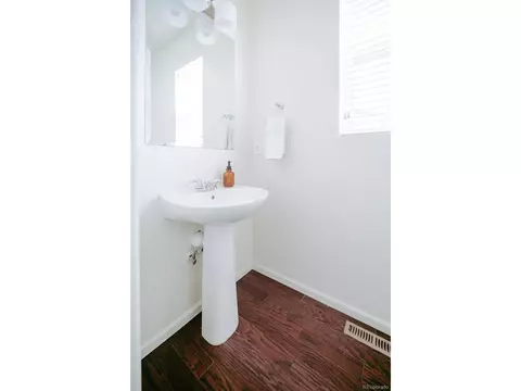 10244 E 59th Ave, Denver, CO 80238 photo 10