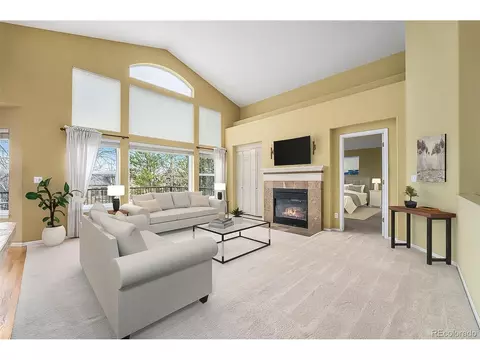 7142 Secrest Ct, Arvada, CO 80007 photo 3