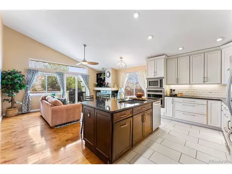 11509 E Warren Pl, Aurora, CO 80014 photo 8