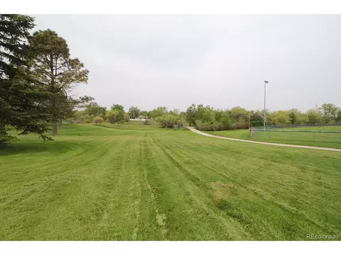 16064 E Adriatic Pl, Aurora, CO 80013 photo 24