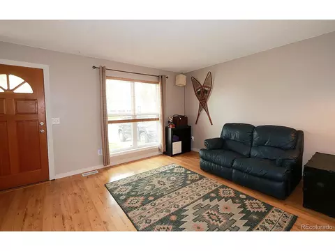 16064 E Adriatic Pl, Aurora, CO 80013 photo 4