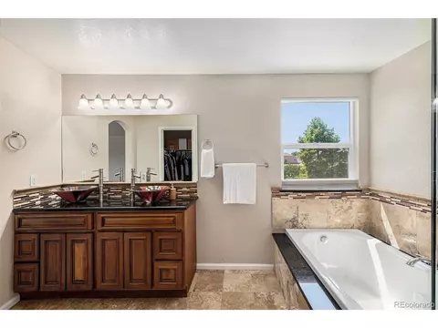 Bath - 3680 E 100th Ct, Thornton, CO 80229 photo 2 of 4