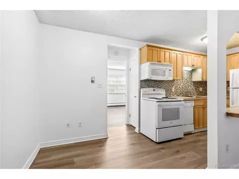 Kitchen - 5875 E Iliff Ave #D-219, Denver, CO 80222 photo 1 of 6