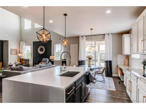 21982 E Layton Dr, Aurora, CO 80015 photo 11