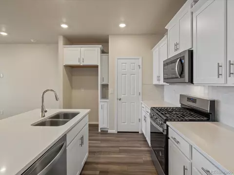 21161 E 63rd Dr, Aurora, CO 80019 photo 7