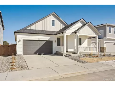 200 Lark Sparrow Way, Bennett, CO 80102 photo 2