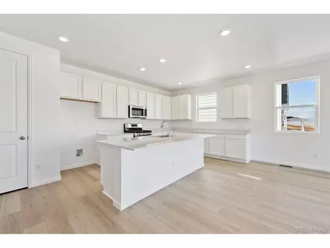 200 Lark Sparrow Way, Bennett, CO 80102 photo 10