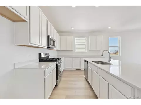 200 Lark Sparrow Way, Bennett, CO 80102 photo 9