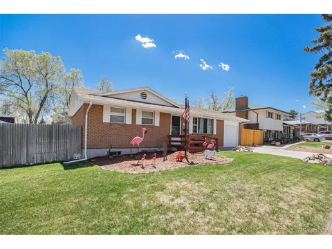 1607 Glacier Dr, Colorado Springs, CO 80910