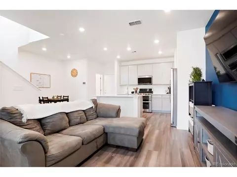 21528 E 59th Pl, Aurora, CO 80019 photo 4