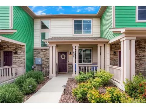 21528 E 59th Pl, Aurora, CO 80019