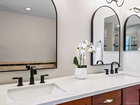8597 E 25th Pl, Denver, CO 80238 photo 15