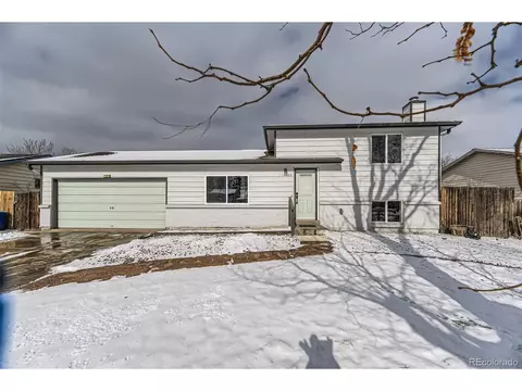 15689 Eastman Pl, Aurora, CO 80013 photo 2
