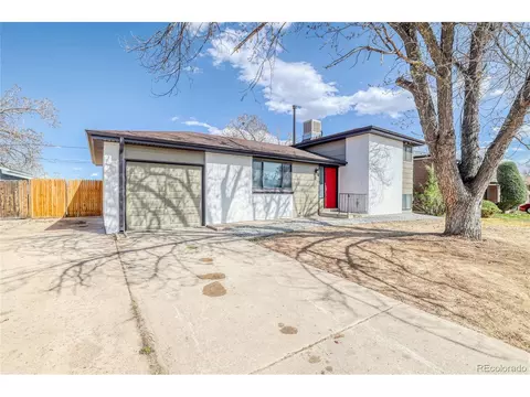 3216 Carson St, Aurora, CO 80011