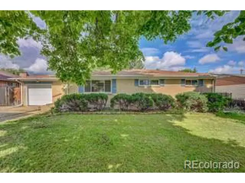 489 Florence St, Aurora, CO 80010