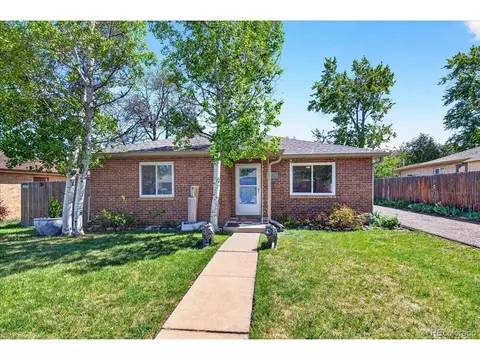 8122 W 17th Ave, Lakewood, CO 80214
