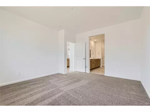 Undisclosed, Aurora, CO 80019 photo 11