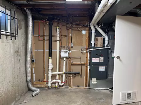 Undisclosed, Aurora, CO 80011 photo 41