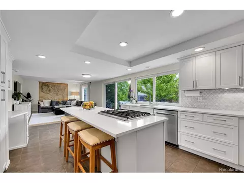 8243 E Mineral Dr, Centennial, CO 80112 photo 20