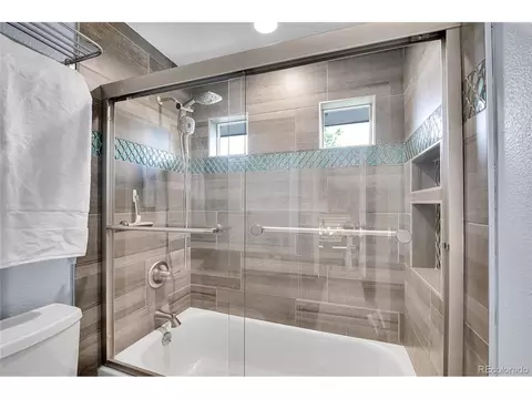 8243 E Mineral Dr, Centennial, CO 80112 photo 33