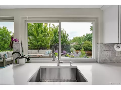 8243 E Mineral Dr, Centennial, CO 80112 photo 21