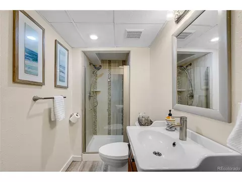 8243 E Mineral Dr, Centennial, CO 80112 photo 38