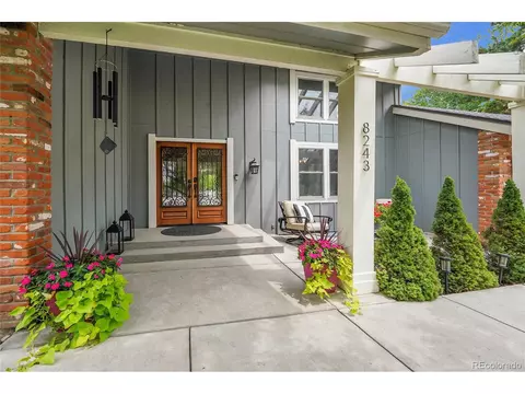 8243 E Mineral Dr, Centennial, CO 80112 photo 2