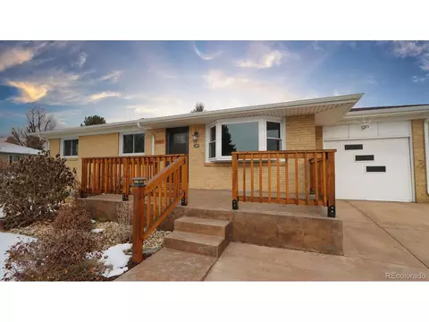 3297 W Saratoga Ave, Englewood, CO 80110