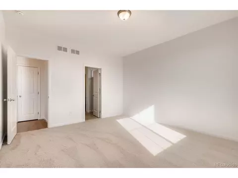 27607 E Maple Ave, Aurora, CO 80018 photo 10