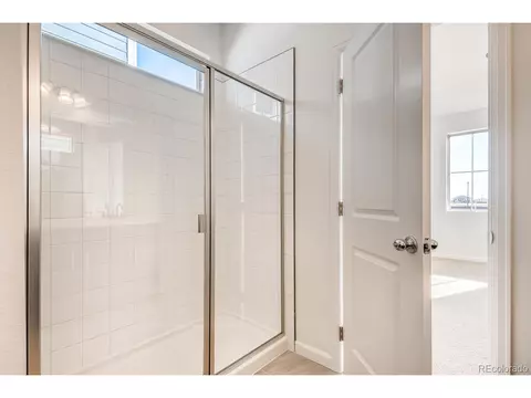 27607 E Maple Ave, Aurora, CO 80018 photo 6