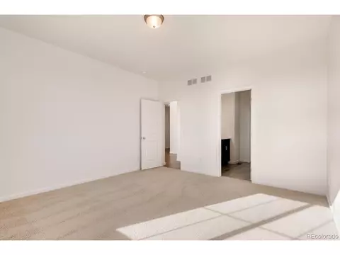 27607 E Maple Ave, Aurora, CO 80018 photo 9