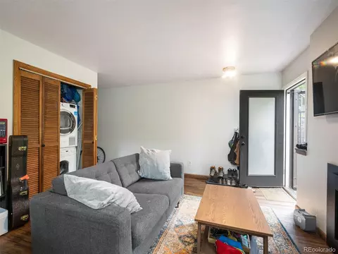 365 Pearl St, Boulder, CO 80302 photo 10