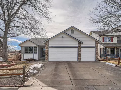 19301 E Tufts Cir, Centennial, CO 80015