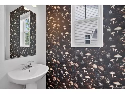 Bath - 21233 E 63rd Dr, Aurora, CO 80019 photo 1 of 6