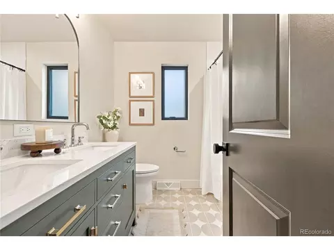 Bath - 3442 E Costilla Ave, Centennial, CO 80122 photo 1 of 5
