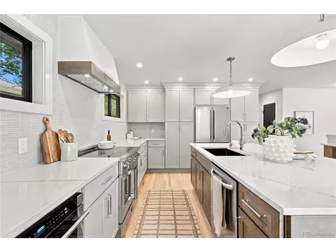 Kitchen - 3442 E Costilla Ave, Centennial, CO 80122 photo 6 of 8