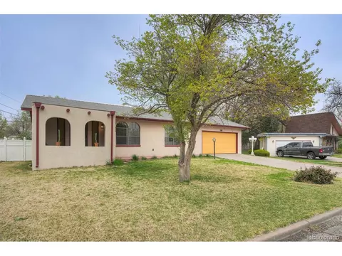111 Circle Dr, Canon City, CO 81212