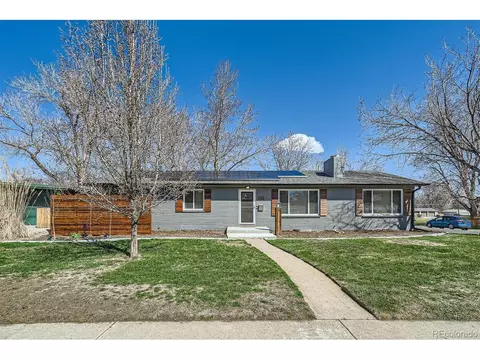 1521 S Flamingo Way, Denver, CO 80222