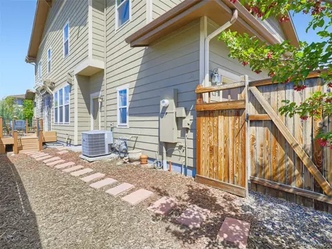 11283 E 28th Pl, Denver, CO 80238 photo 25