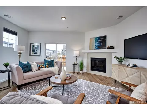 24807 E Calhoun Pl #A, Aurora, CO 80016 photo 4